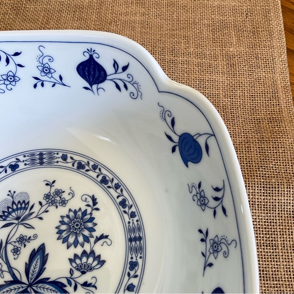 SMCS Porzellanfabrik Tirschenreuth Bavaria Blue Onion Serving Bowl - Picture 4 of 7